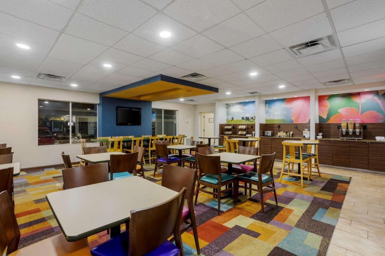 Comfort Inn & Suites Mt Laurel-Philadelphia Mount Laurel Exterior foto